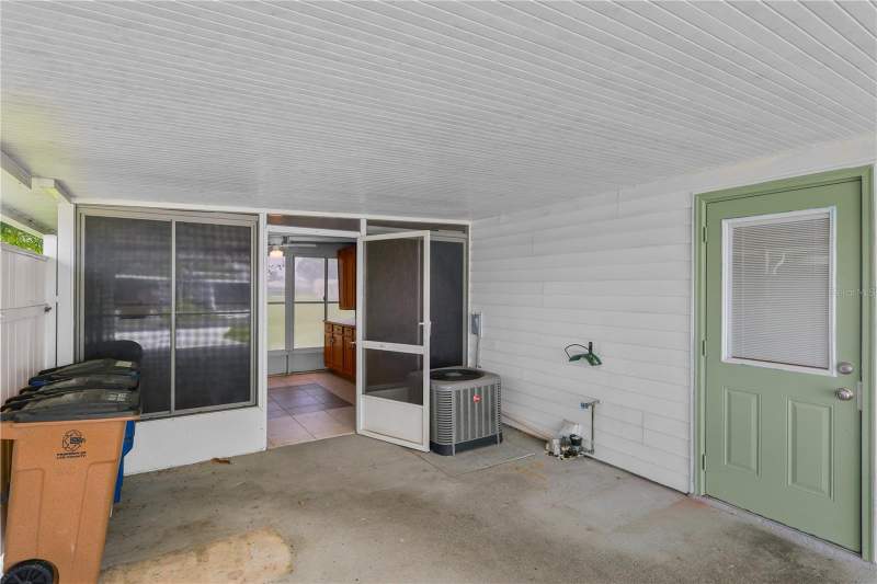 2 bedroom Villa at 11 Desert Candle Circle, Pinewood Condo, Lehigh Acres — photo 5