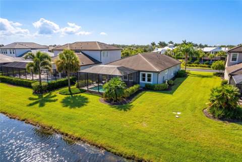 4719 Winsome Way, Lakewood Ranch FL - photo 18 of 84