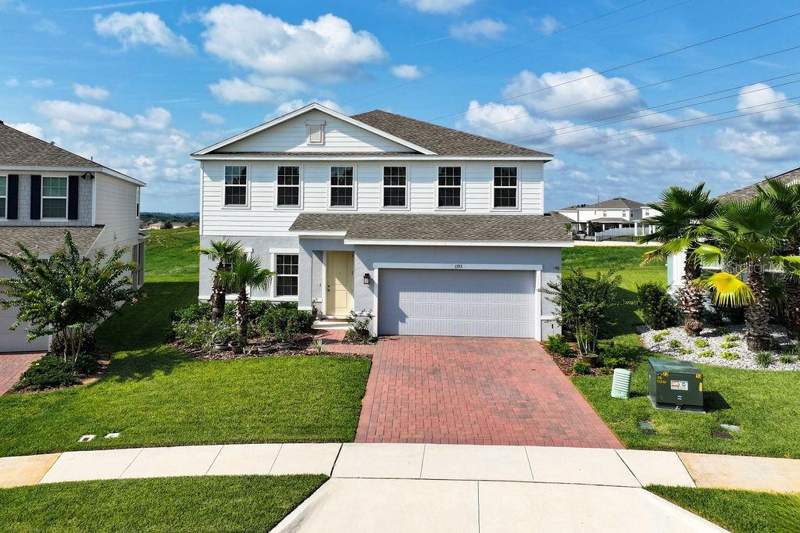 4 bedroom Single Family Residence at 1193 Whispering Lane, Overlook/Grassy Lake East Ph 3, Minneola — photo 2