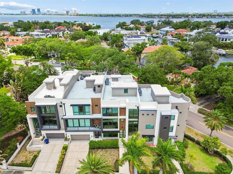 94 W DAVIS BLVD. home for sale in Davis Point Townhomes