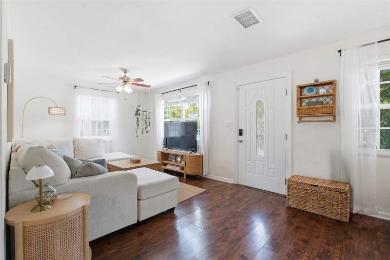 2 bedroom Single Family Residence at 2842 15th Avenue, Pelham Manor 1, St Petersburg — photo 5