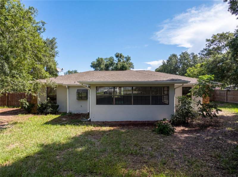 3 bedroom Single Family Residence at 10510 SW 74th Court, Woods & Meadows Estate, Ocala — photo 5