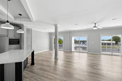 6924 Americana Drive #167, St Petersburg FL - photo 13 of 48