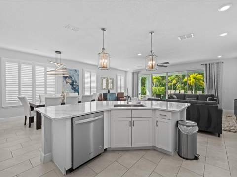 832 Desert Mountain Court, Reunion FL - photo 6 of 33