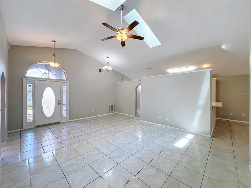3 bedroom Single Family Residence at 1365 CRAWFORD DRIVE, WOODFIELD OAKS, APOPKA — photo 3