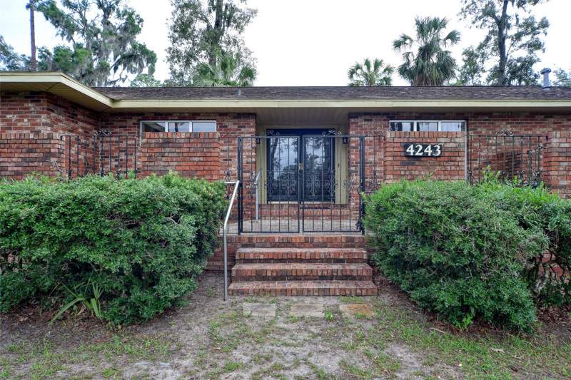 4 bedroom Single Family Residence at 4243 SE 8th Street, Pine Hill Acres, Ocala — photo 3