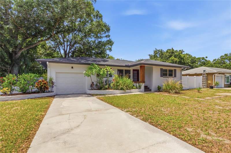 3 bedroom Single Family Residence at 10 S Orion Avenue, Sky Crest Unit 4, Clearwater — photo 2