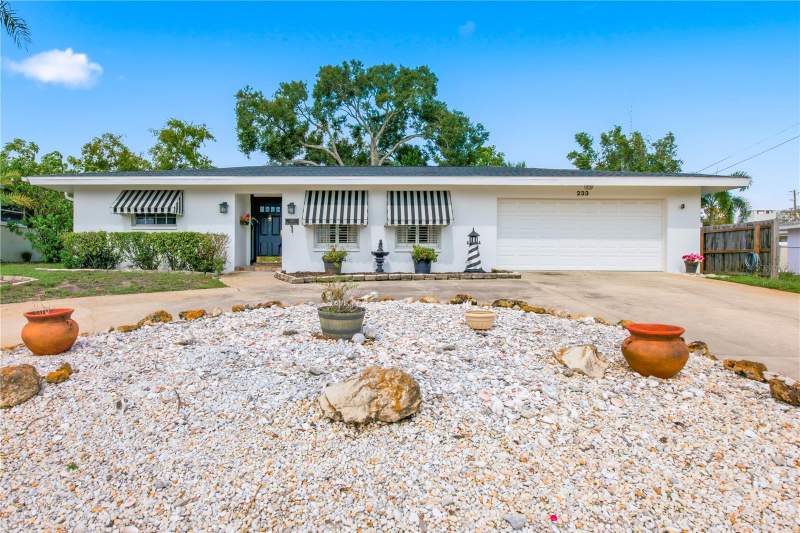 233 WESTWINDS DRIVE home for sale in Baywood Village