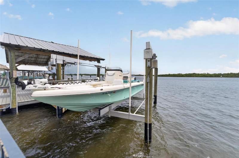 3 bedroom Single Family Residence at 3422 W Shell Point Road, Shell Point Sub, Ruskin — photo 4