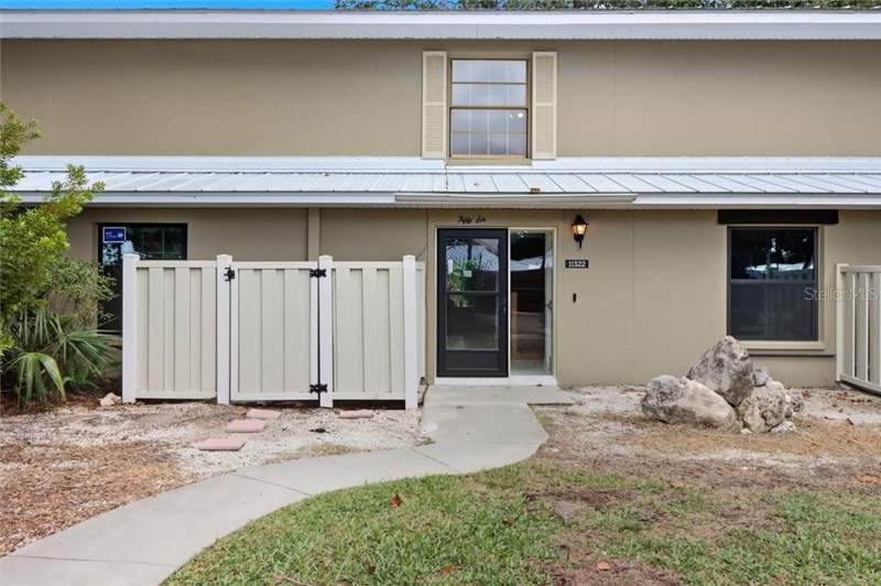 2 bedroom Condominium at 11322 W Bayshore Drive, Crystal River, Crystal River — photo 3