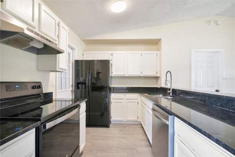 370 N Lake Avenue, Apopka FL - photo 11 of 33