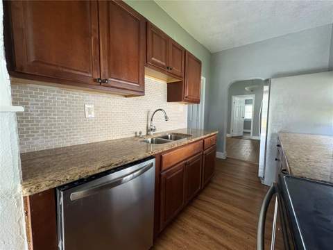 433 Pennsylvania Avenue, St Cloud FL - photo 10 of 29