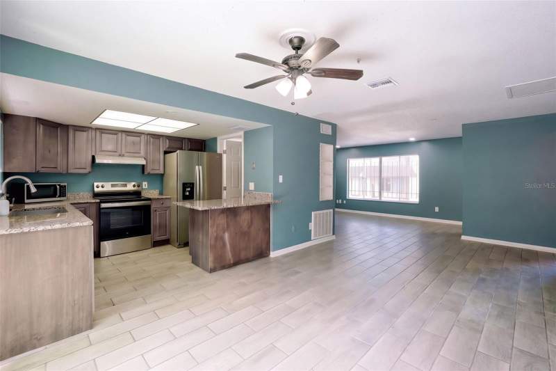 2 bedroom Condominium at 5423 Brookswood Way #801, Silver Pines Ph 01, Orlando — photo 4
