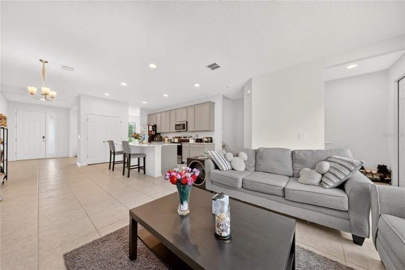 3 bedroom Townhouse at 8013 Basilica Lane, Ravenna Ph 1, Winter Garden — photo 5