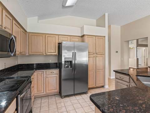 823 San Salvador Drive, The Villages FL - photo 16 of 44