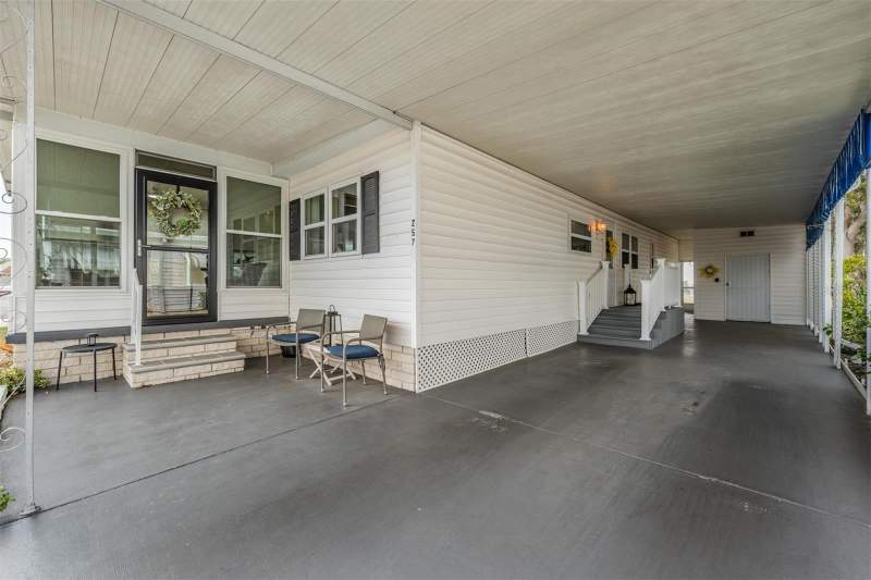 2 bedroom Mobile Home at 257 Sago Palm Street, Palm Hill Mobile Home Park Unrec, Largo — photo 3
