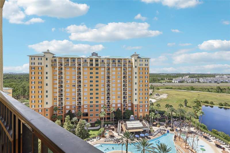 8101 RESORT VILLAGE DRIVE #31210 home for sale in Lake Buena Vista Residence Village