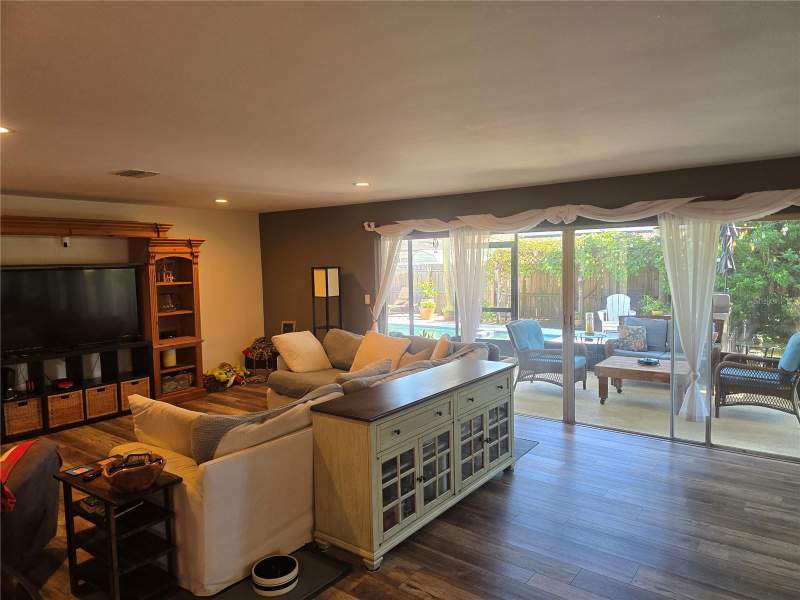3 bedroom Single Family Residence at 1117 Webb Drive, Ambleside 2nd Add, Clearwater — photo 4