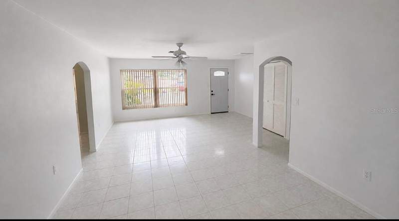 3 bedroom Single Family Residence at 8345 Fox Hollow Drive, The Lakes, Port Richey — photo 2