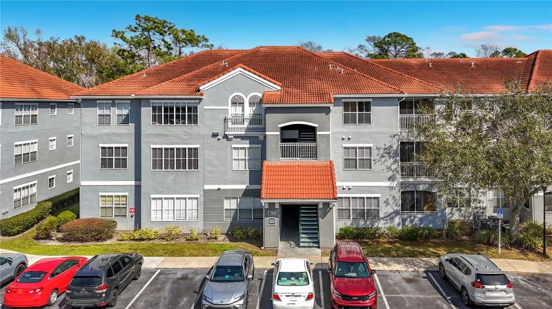 The Enclave At Richmond Place