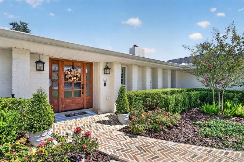 5 bedroom Single Family Residence at 911 Thunder Trail, Dommerich Hills 5th Add, Maitland — photo 2