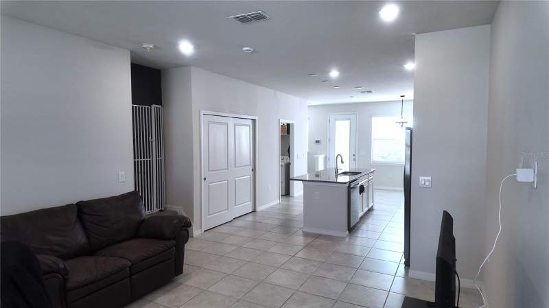2 bedroom Townhouse at 5064 CASPIAN ST, LAKESHORE AT NARCOOSSEE, ST CLOUD — photo 4