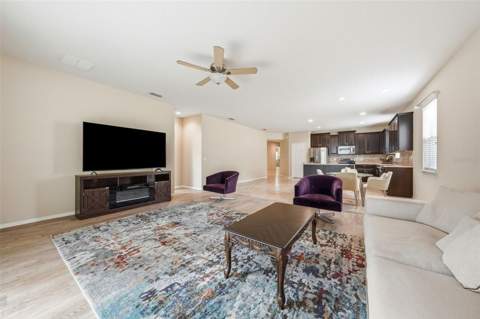 20945 Oldenburg Loop, Mount Dora FL - photo 15 of 68