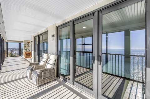15462 Gulf Boulevard #1006, Madeira Beach FL - photo 19 of 53