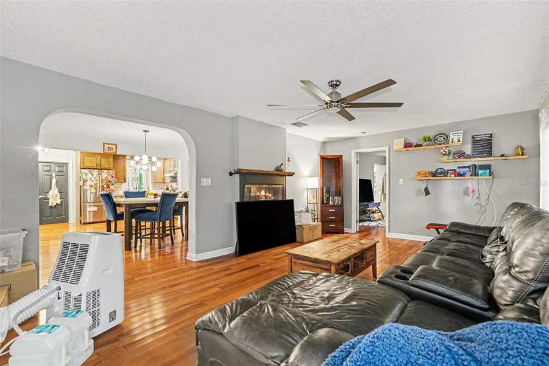 3 bedroom Single Family Residence at 3022 Dartmouth Avenue, Historic Kenwood, St Petersburg — photo 5