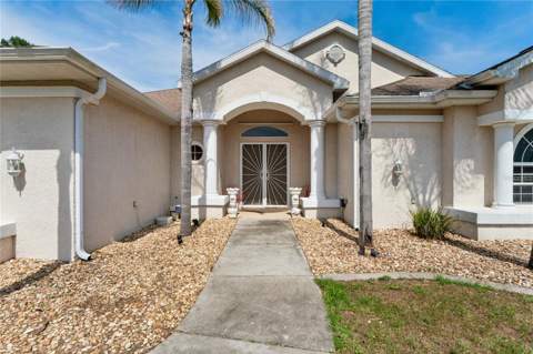 10120 Shortleaf Court, Weeki Wachee FL - photo 9 of 95