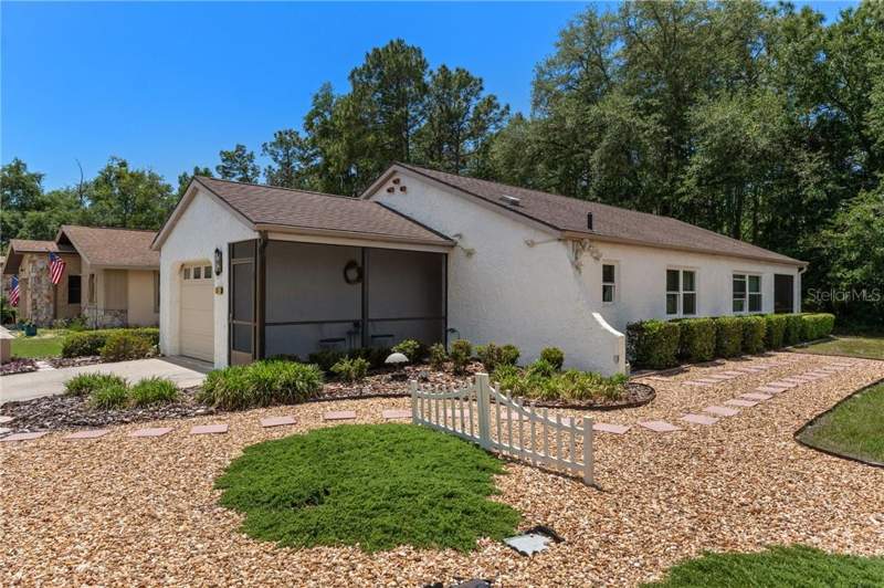 2 bedroom Single Family Residence at 75 Chinaberry Circle, Homosassa, Homosassa — photo 3