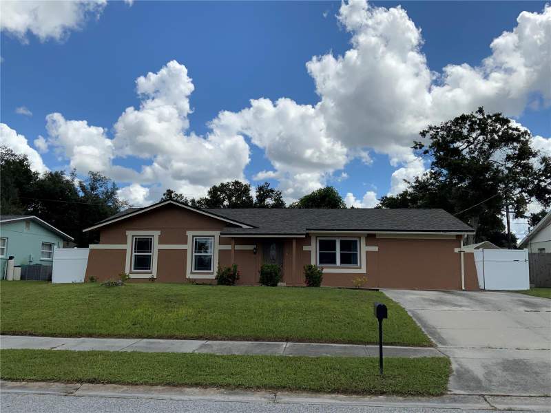 4011 WESTMINSTER DRIVE home for sale in Lake Sarasota