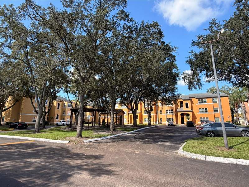  home for sale in Venetian Place