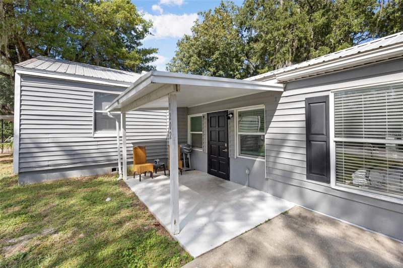 3 bedroom Single Family Residence at 1202 Sumter Street, Leesburg School View, Leesburg — photo 4