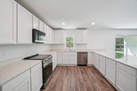 12048 Pembrooke Avenue, Weeki Wachee FL - photo 9 of 33