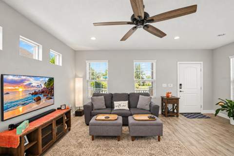3820 Shimmering Oaks Drive, Parrish FL - photo 7 of 73
