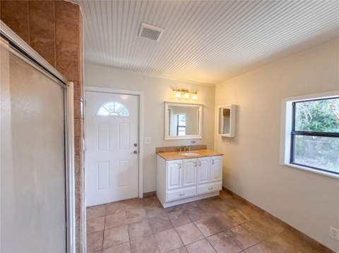 335 E Hoffman Street, Lake Alfred FL - photo 16 of 18