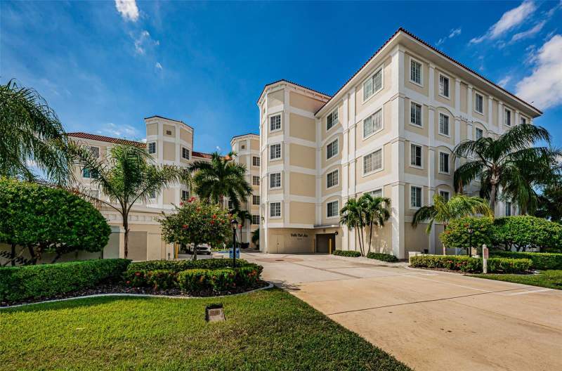 2 bedroom Condominium at 1860 N Fort Harrison Avenue #103, Villa Del Mar Of Clearwater Condo, Clearwater — photo 2