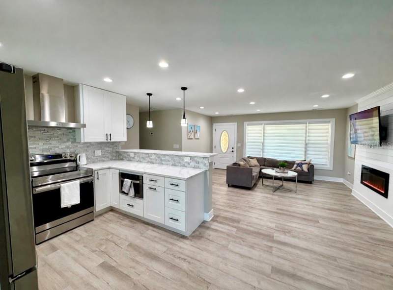 3 bedroom Single Family Residence at 1385 Harmony Drive, Port Charlotte Sec 51 02, Port Charlotte — photo 4