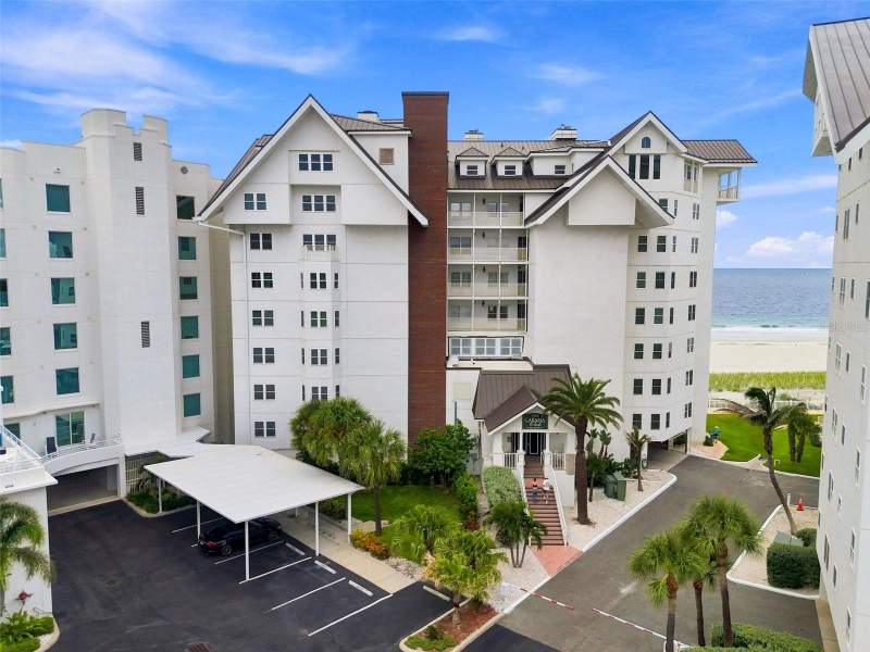 Cabana Club Condo