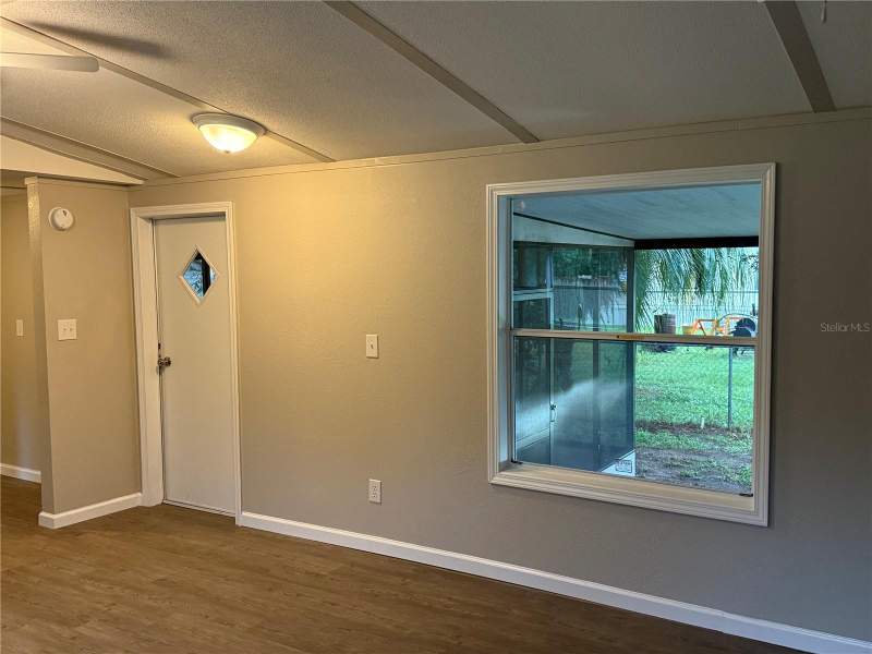 2 bedroom Manufactured Home at 9195 SE 142nd Place, Little Lake Weir, Summerfield — photo 3