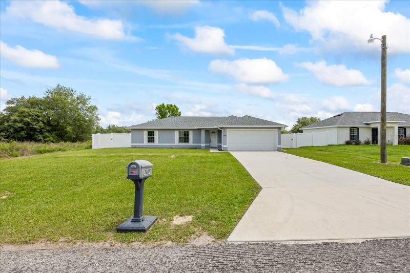 3 bedroom Single Family Residence at 5887 SW 154th Lane Road, Marion Oaks Un 07, Ocala — photo 2