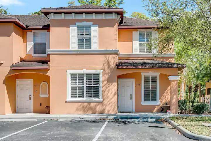 4 bedroom Townhouse at 2775 Corvette Lane, Regal Oaks At Old Town, Kissimmee — photo 2