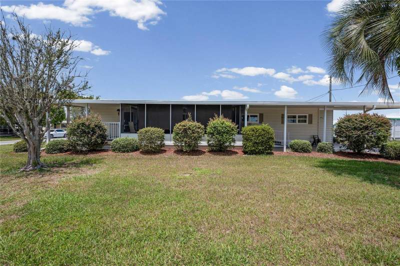 2 bedroom Manufactured Home at 36957 Grace Avenue, Lake Betmar Estates, Zephyrhills — photo 3