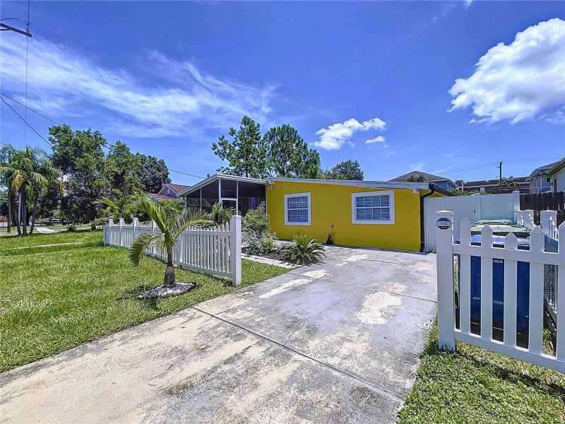 2 bedroom Single Family Residence at 7110 S Mascotte Street, Port Tampa City Map, Tampa — photo 4