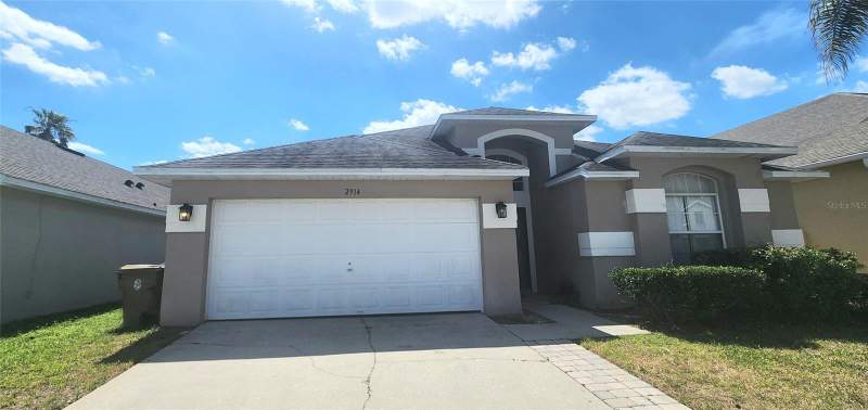 2914 BLOOMING ALAMANDA LOOP home for sale in Oak Island Cove