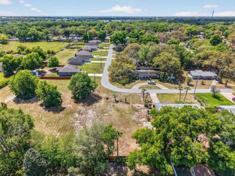 17923 Florida Street, Umatilla FL - photo 8 of 33