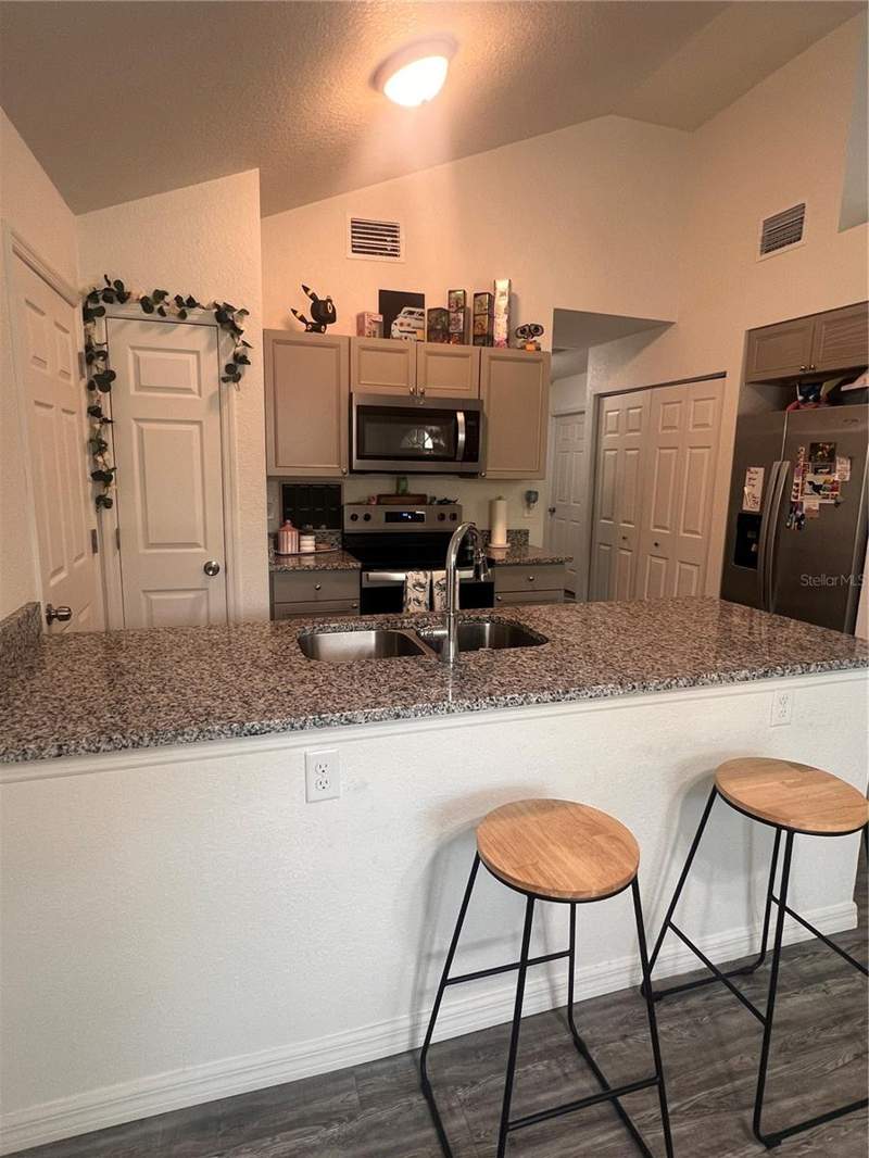 3 bedroom Single Family Residence at 10444 SE 126th Street, Lake Weir Heights, Belleview — photo 4