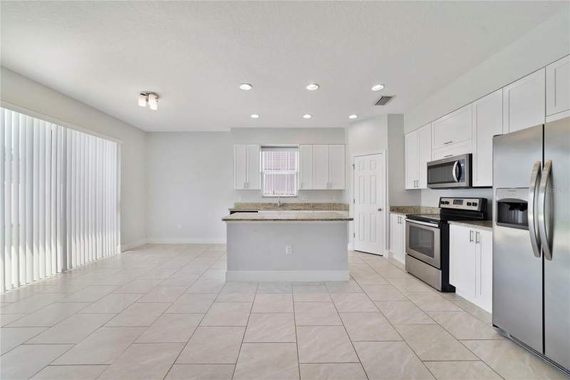 3 bedroom Single Family Residence at 128 Willow Drive, Poinciana Nbrhd 02 Village 08, Poinciana — photo 3