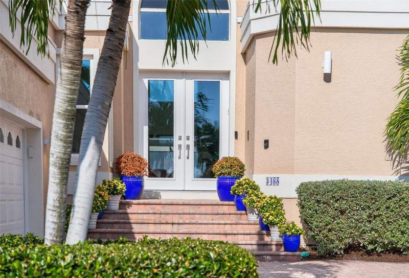 3 bedroom Single Family Residence at 3488 Mistletoe Lane, Coreys Landing, Longboat Key — photo 3